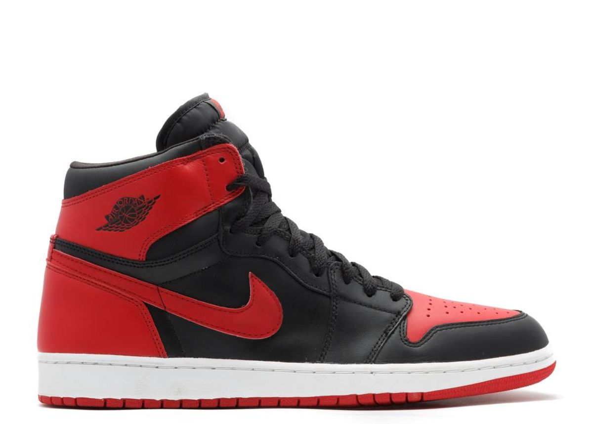 Nike Air Jordan 1 Retro Bred Sneakers
