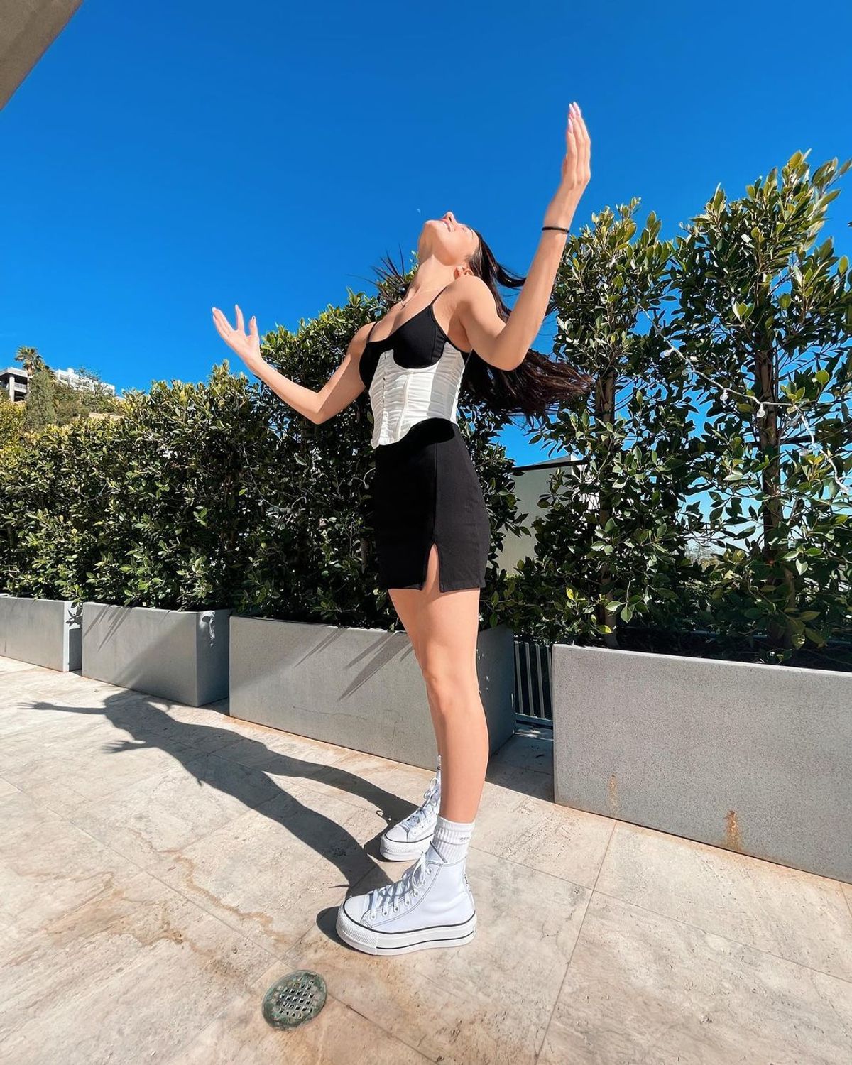 Charli D'Amelio Breaks Down Over Leaked Images - iutjuor
