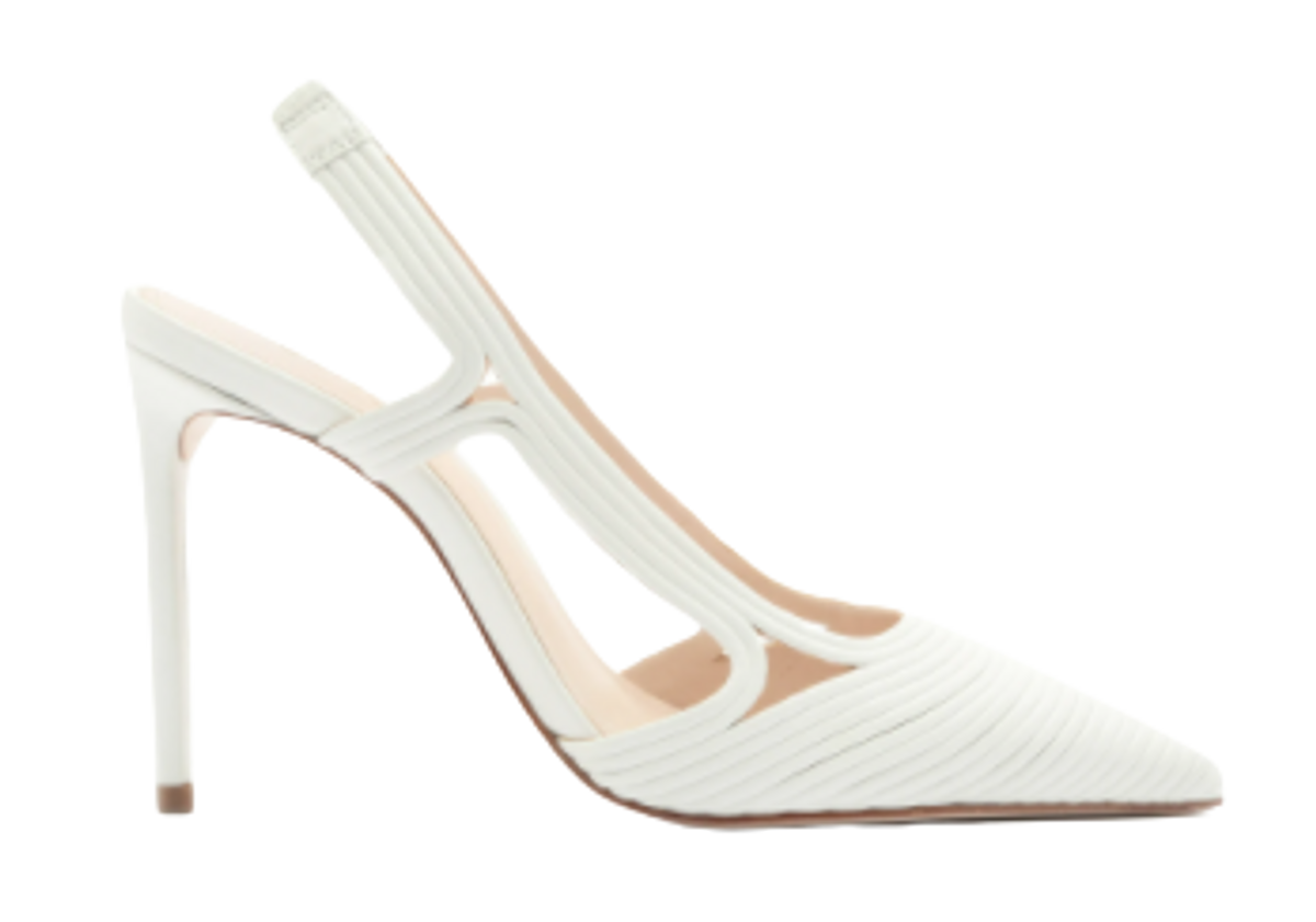 Schutz Sol Slingback White Pumps WHAT’S ON THE STAR?