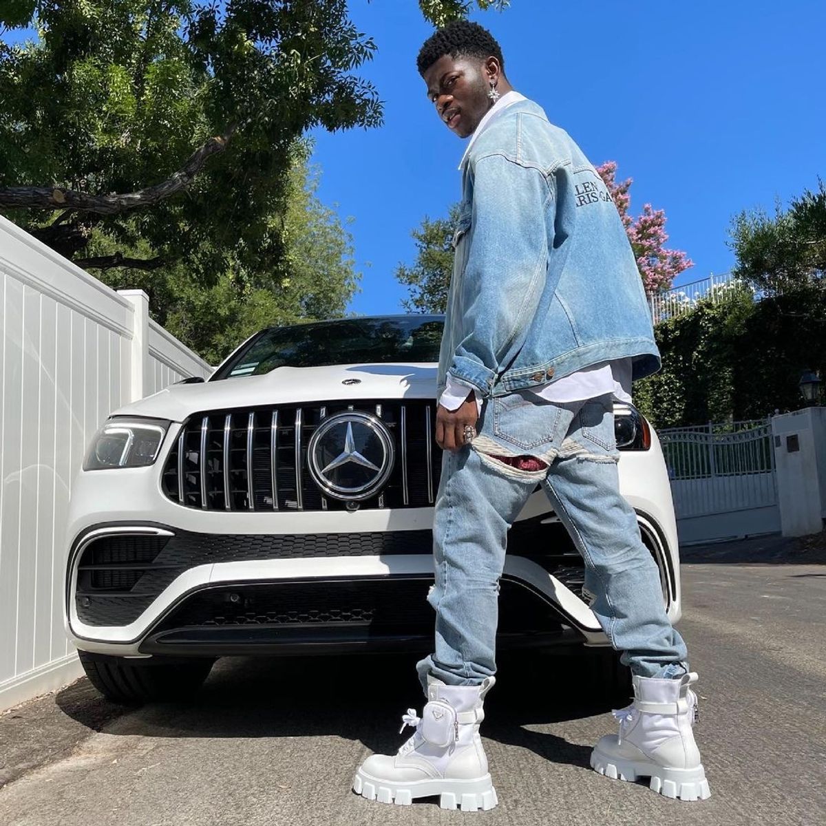 lil nas x devil outfit