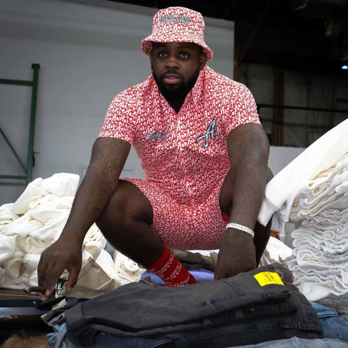 Desto Dubb: Outfits, Clothes, Style and Fashion | WHAT’S ON THE STAR?