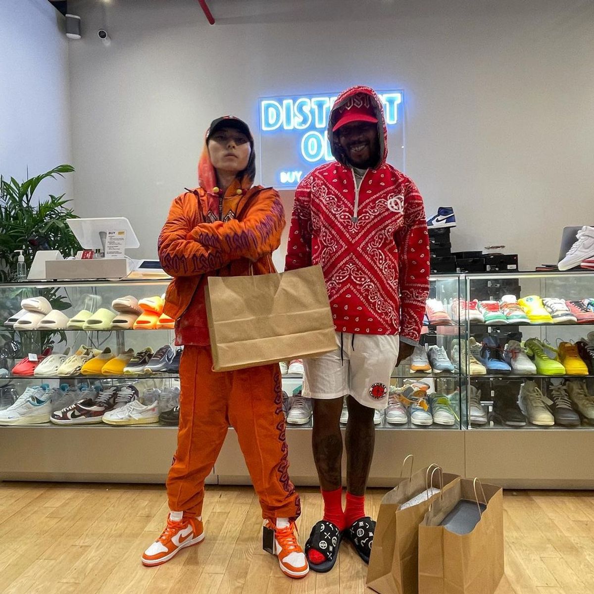 Sauce Walka Outfit from November 1, 2021 WHAT’S ON THE STAR?