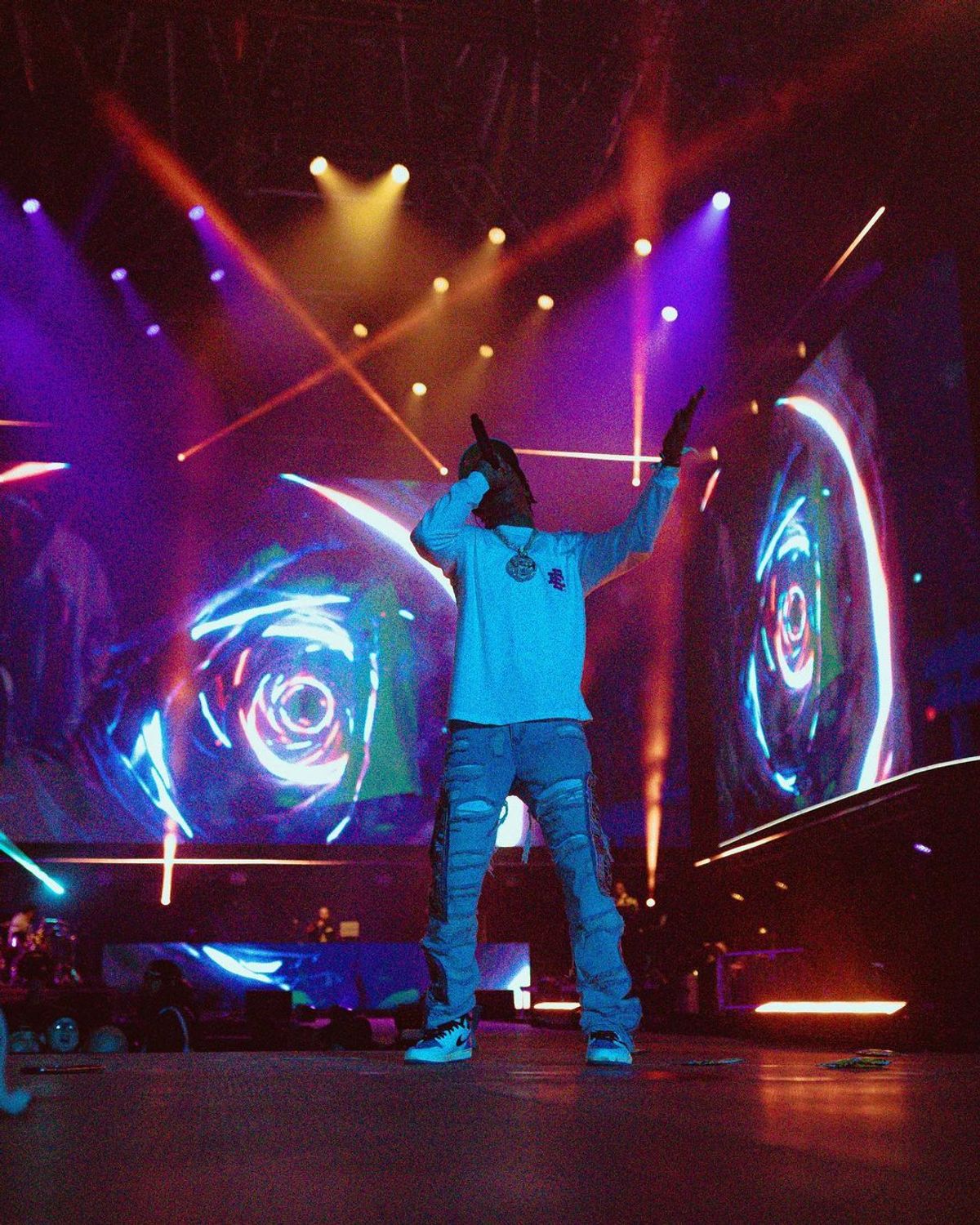 A Boogie Wit Da Hoodie Outfit From December 14 2021 What S On The Star