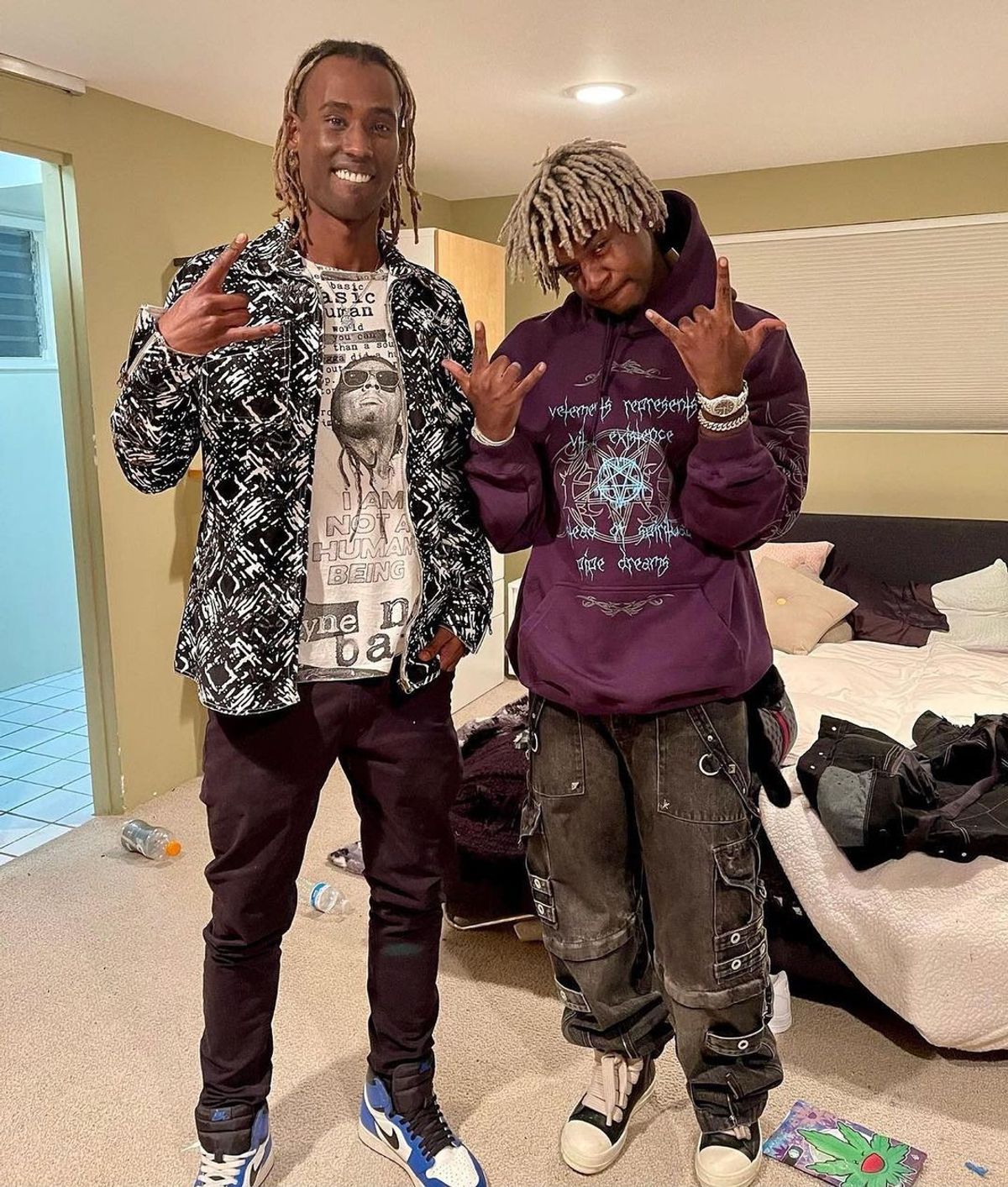 Ken Carson Outfit from January 17, 2022 WHAT’S ON THE STAR?