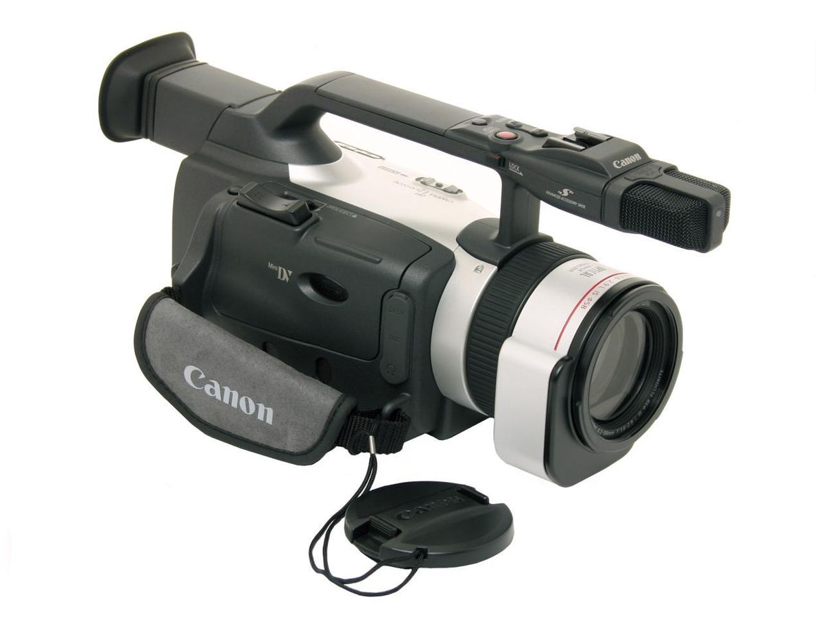 Canon GL2 3CCD 2.5LCD 20X Optical Zoom Professional Camcorder