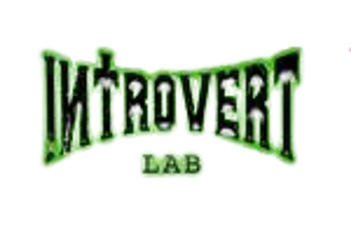 Introvert Lab Clothing, Shoes & Accessories WHAT’S ON THE STAR?