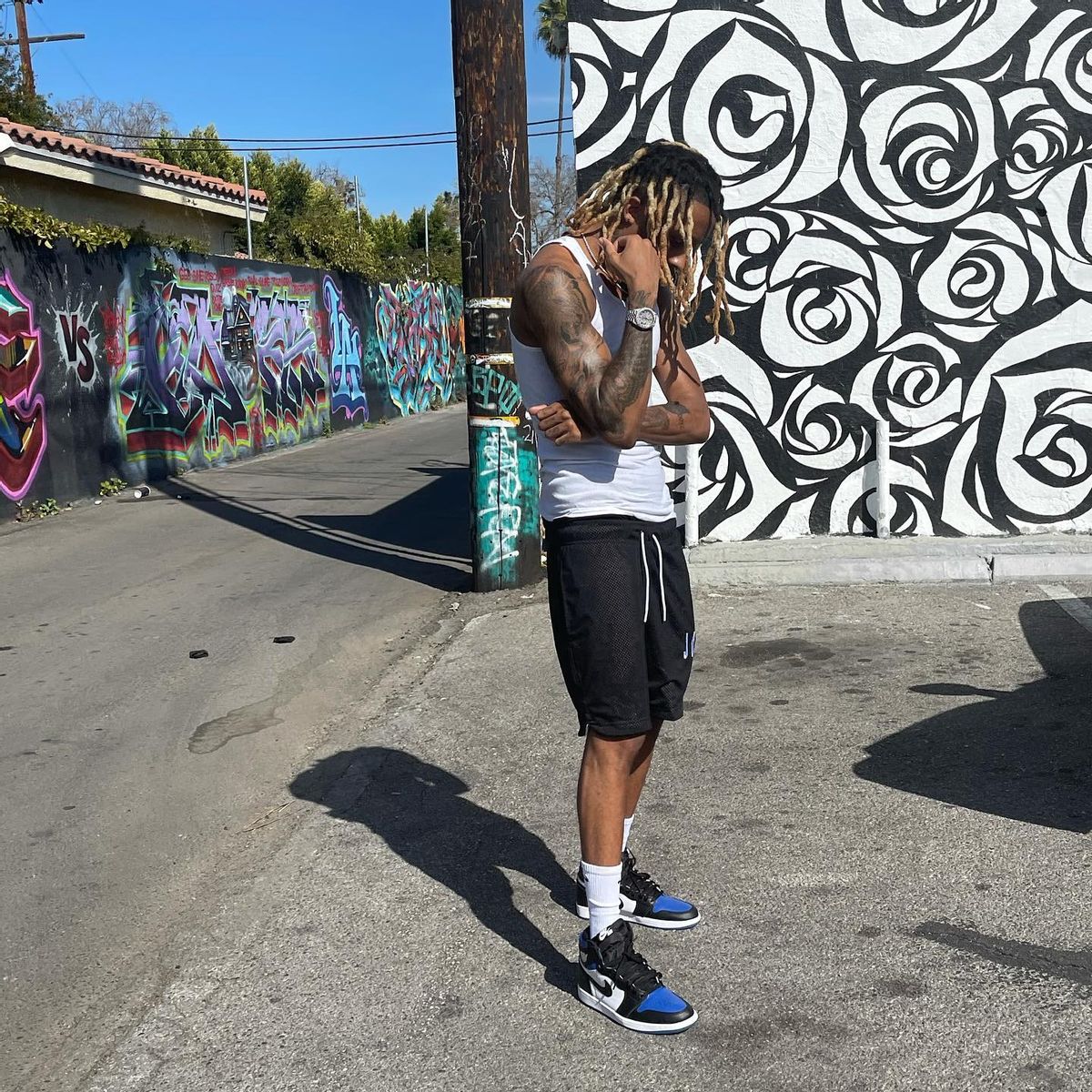 Chris Travis: Outfits, Clothes, Style and Fashion | WHAT’S ON THE STAR?