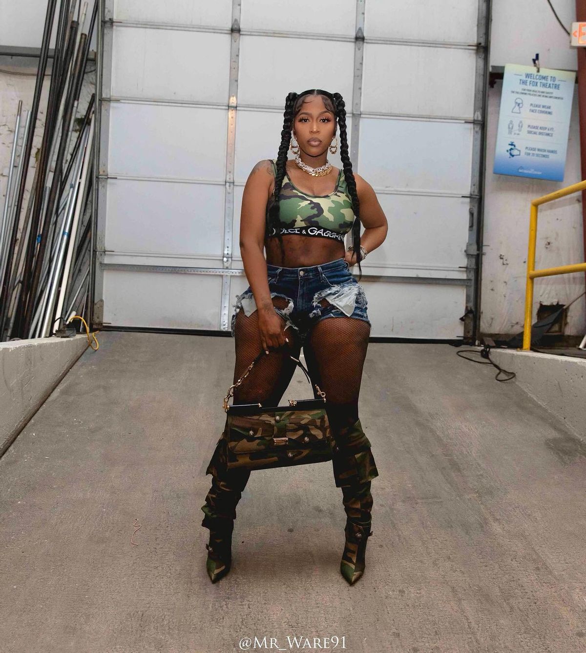 Kash Doll Outfit from March 16, 2022 | WHAT’S ON THE STAR?