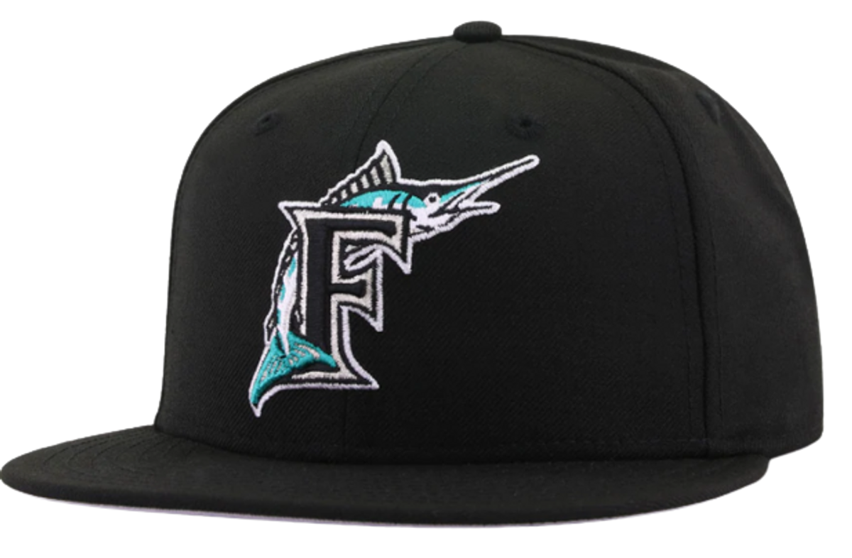 New Era Florida Marlins Black Cooperstown AC 59Fifty Fitted Cap
