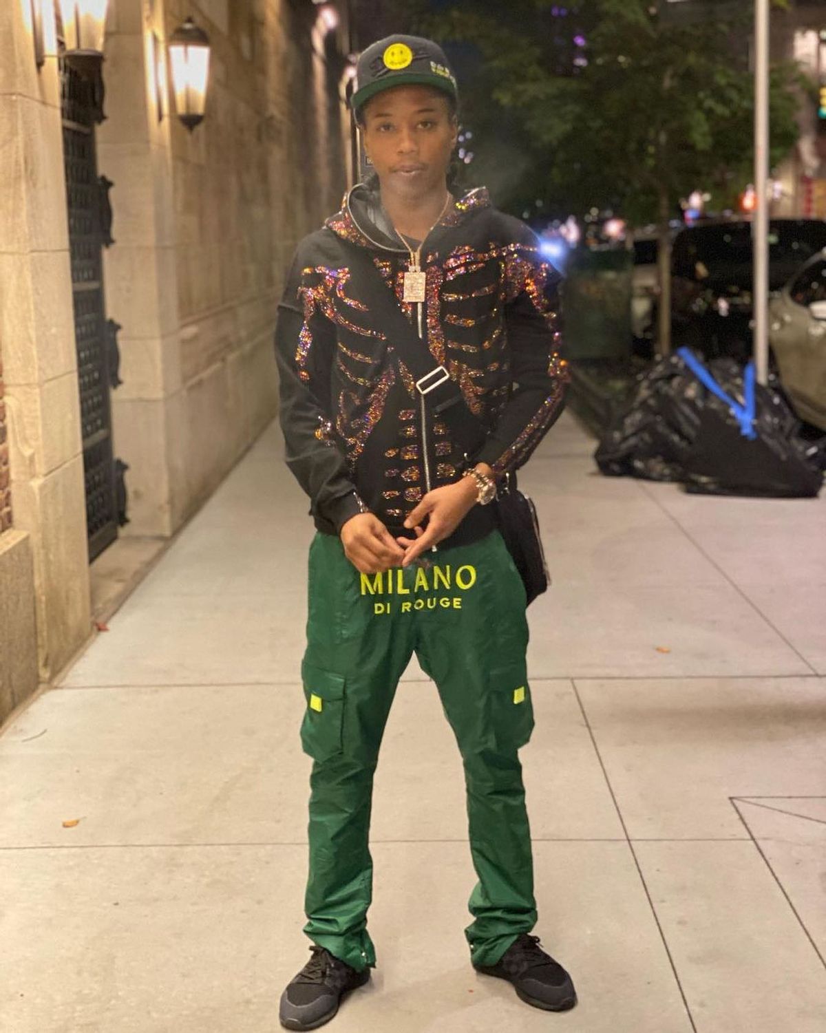 Pressa Outfit from October 10, 2021 | WHAT’S ON THE STAR?