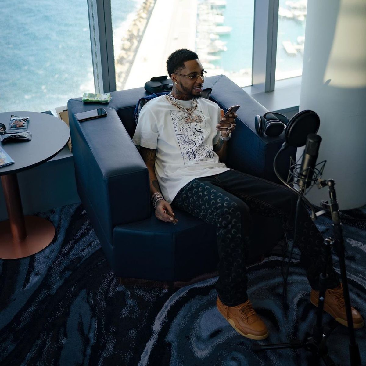 Key Glock Outfit from July 16, 2022 WHAT’S ON THE STAR?