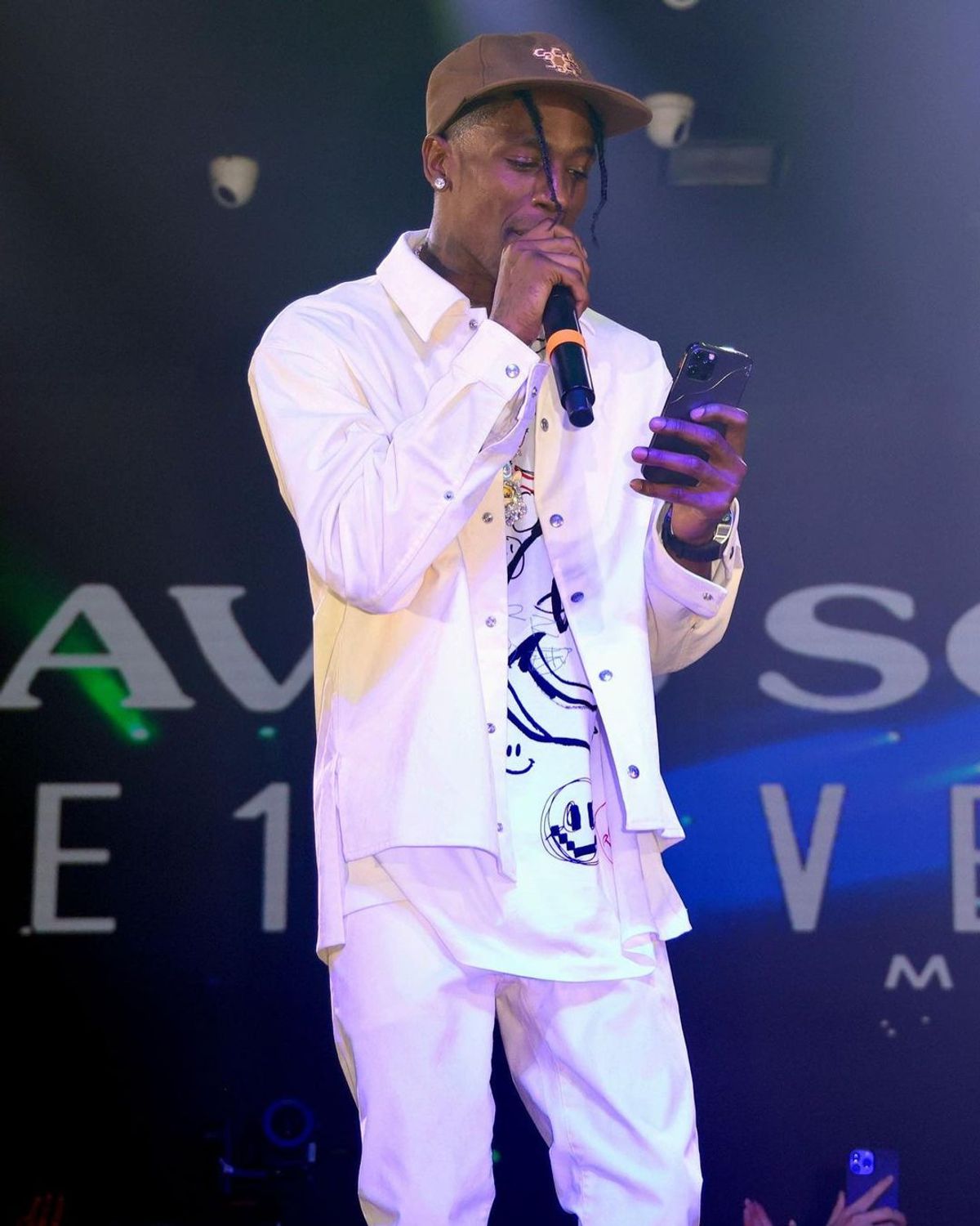 travis scott 2022 shoes