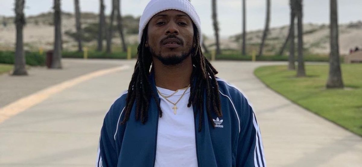 D Smoke Outfits, Clothes, Style and Fashion WHAT’S ON THE STAR?