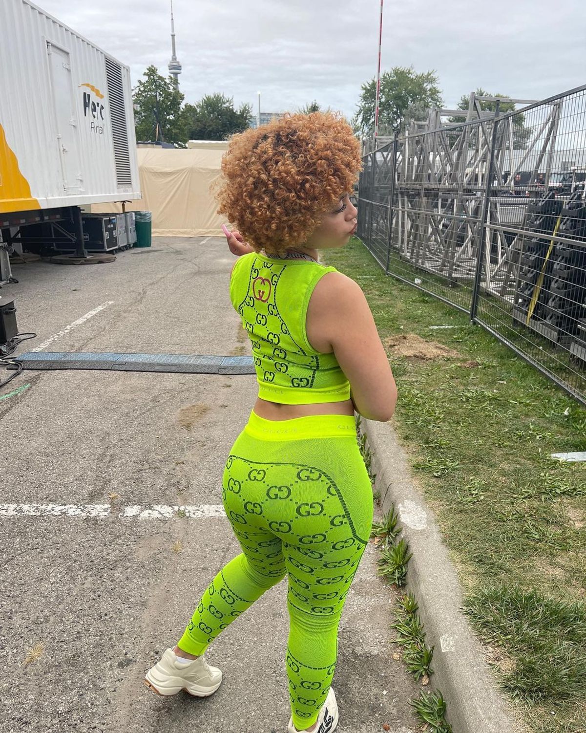Ice Spice Outfit From September 13 2022 WHAT S ON THE STAR 