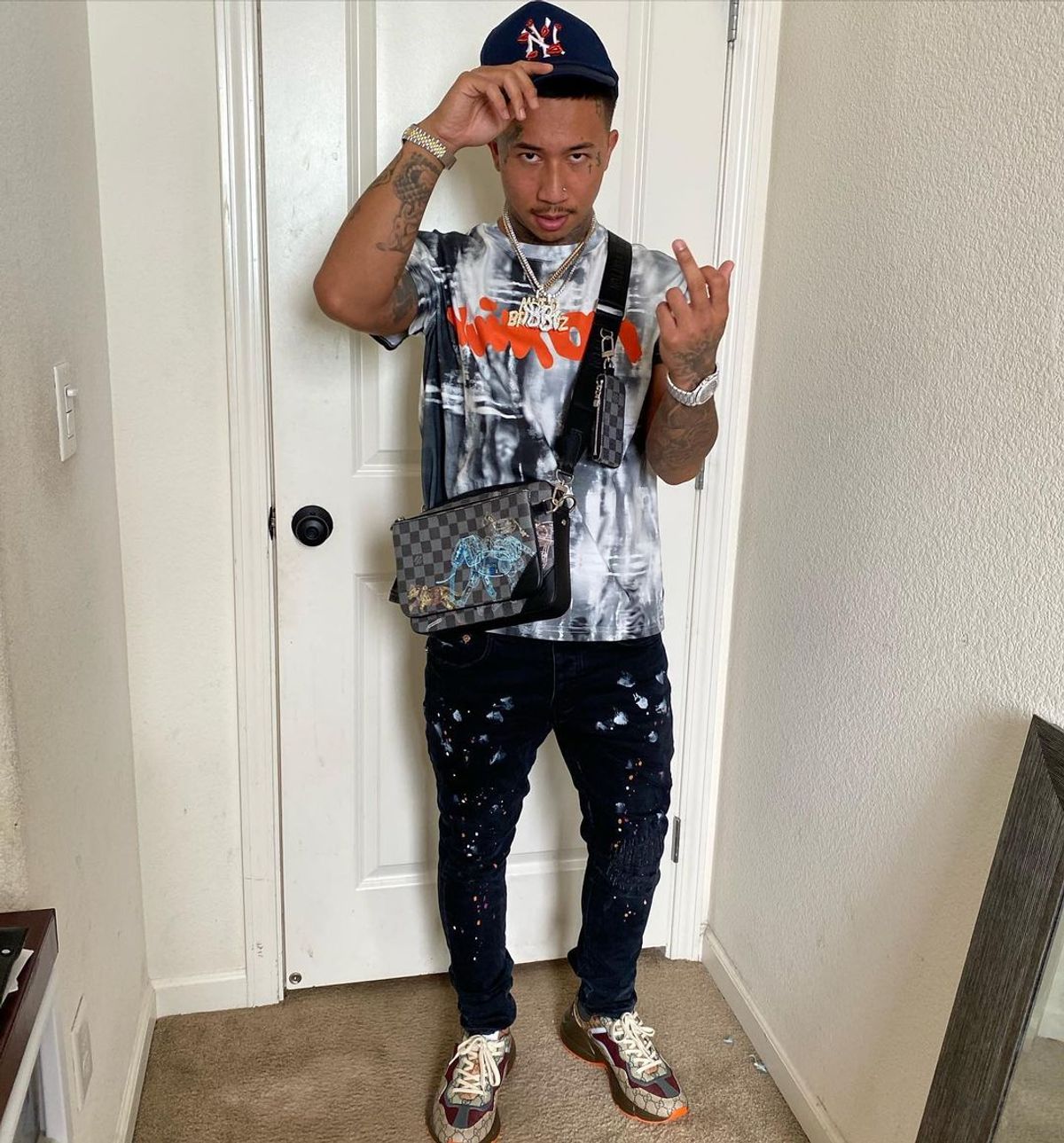 MBNel Outfit from September 19, 2022 | WHAT’S ON THE STAR?