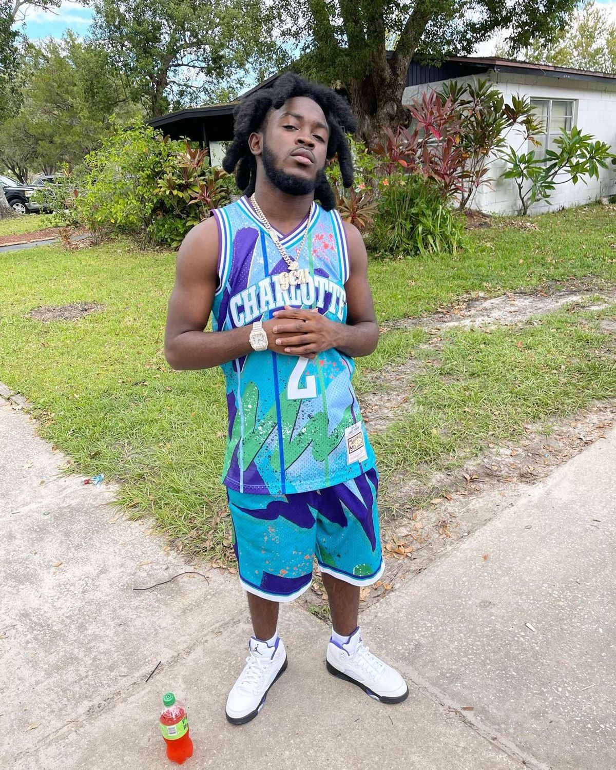 LPB Poody Outfit from October 10, 2022 | WHAT’S ON THE STAR?