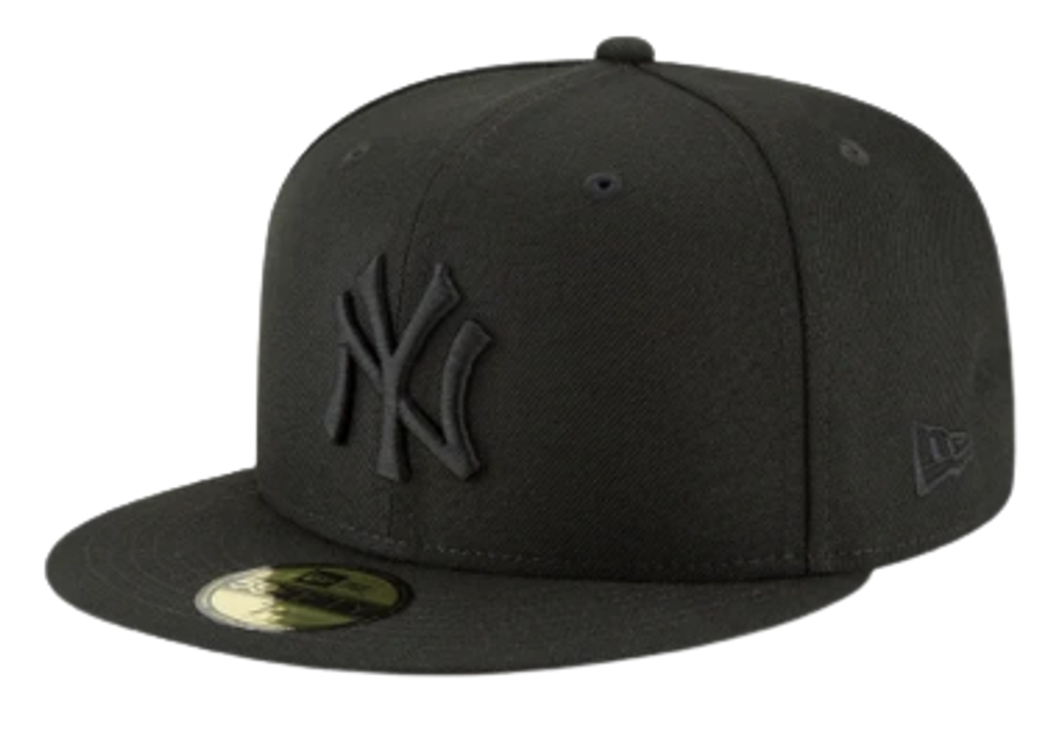 New Era Blackout Basic 59FIFTY Fitted Cap