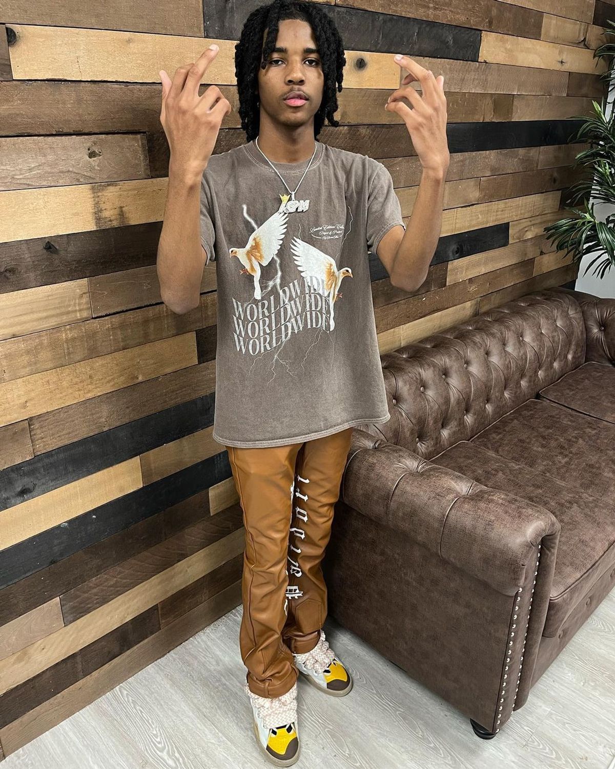 Lil Darius Outfit from November 6, 2022 | WHAT’S ON THE STAR?