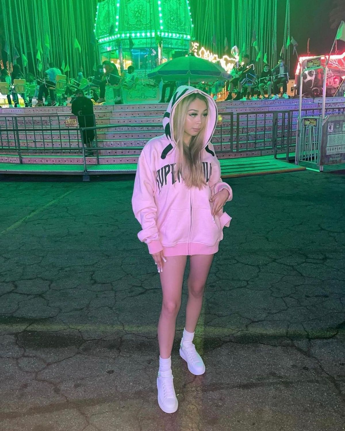 Britney Outfit from February 15, 2022 | WHAT’S ON THE STAR?