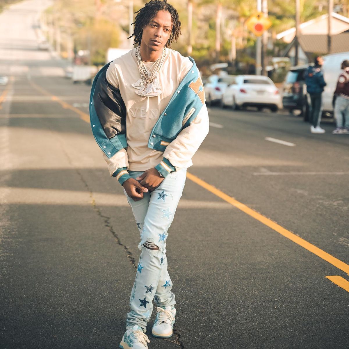 Skilla Baby Outfit from December 13, 2022 | WHAT’S ON THE STAR?