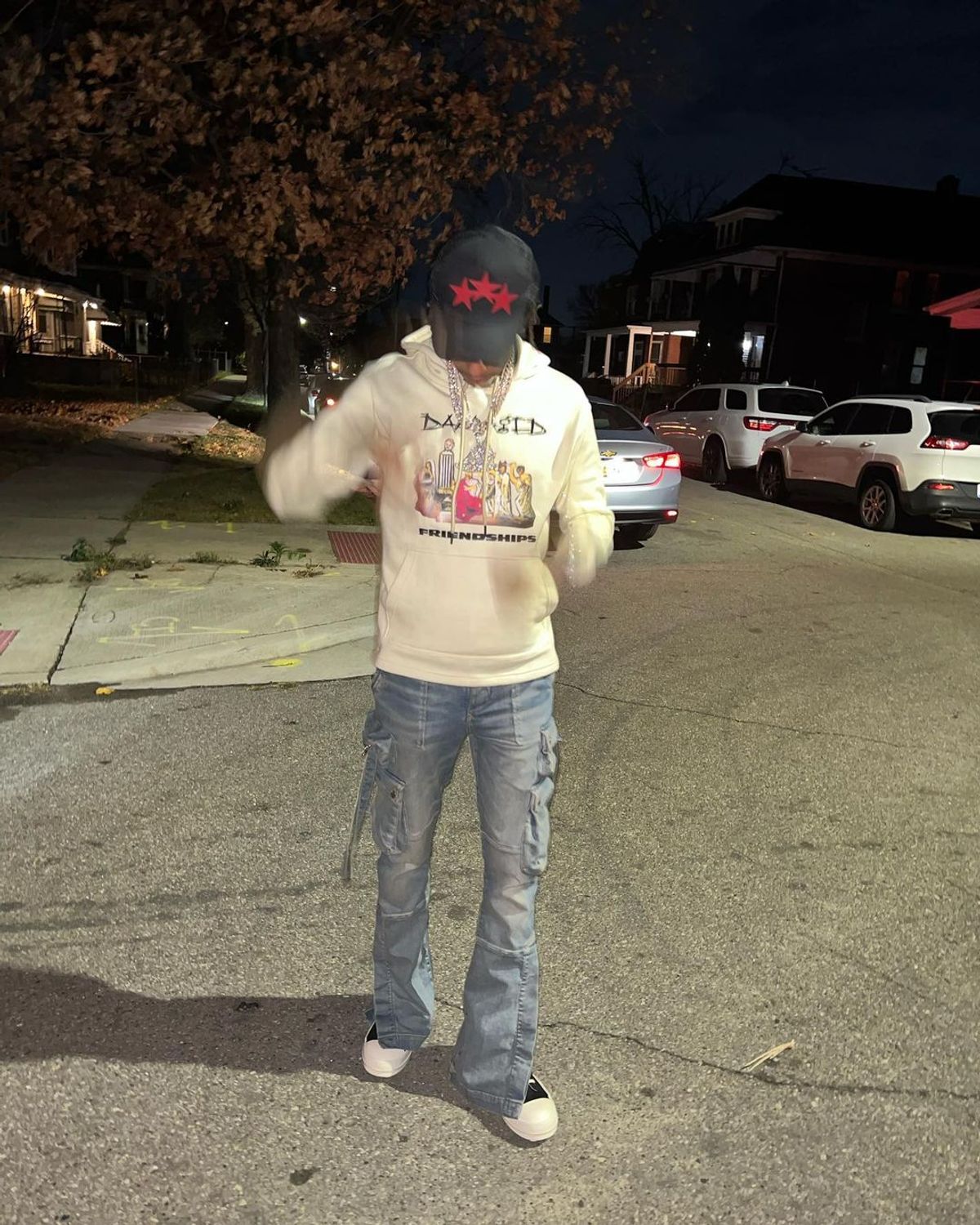 Skilla Baby Outfit from November 6, 2022 | WHAT’S ON THE STAR?