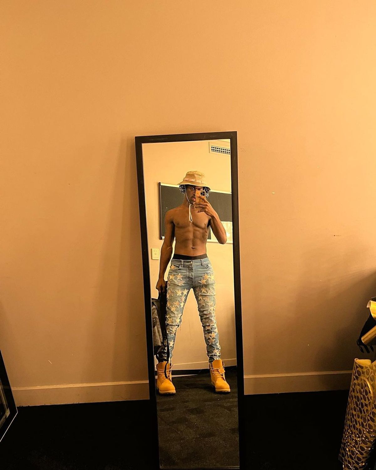 lil nas x devil outfit
