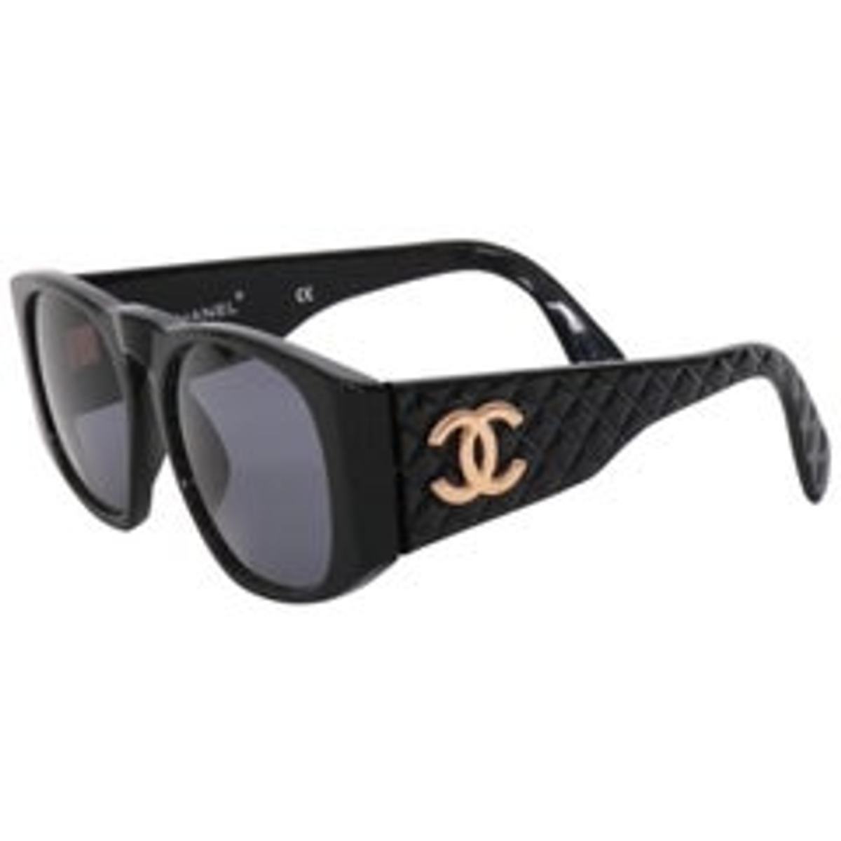 Chanel Black Quilted Side Sunglasses WHAT’S ON THE STAR?