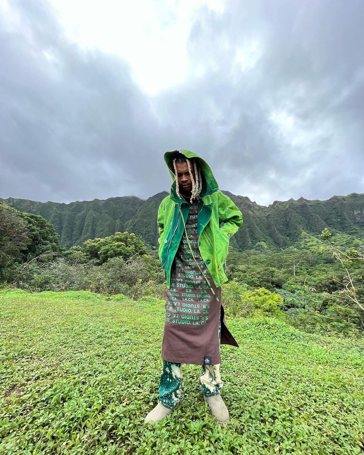 Yung Kayo Outfit from January 5, 2023 | WHAT’S ON THE STAR?