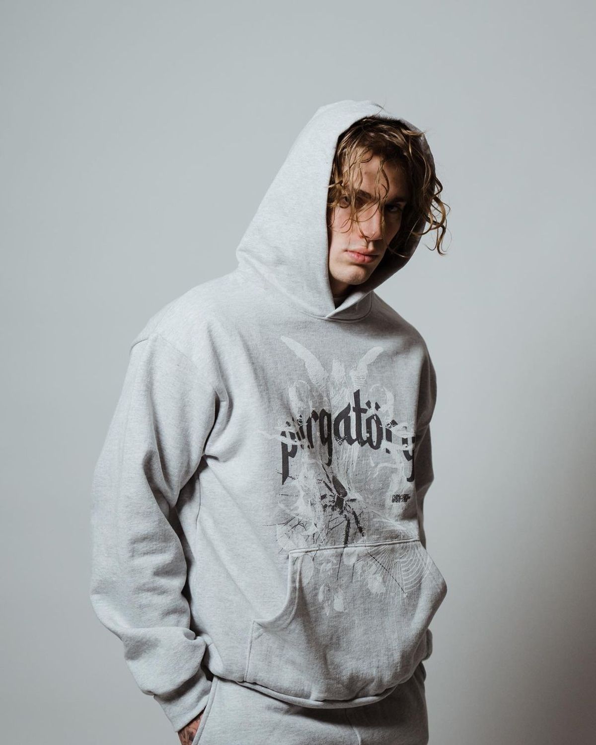 Vinnie Hacker Outfit from December 2, 2022 WHAT’S ON THE STAR?