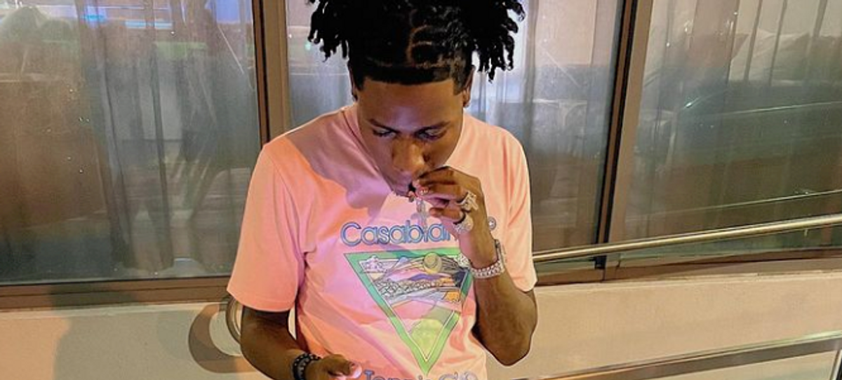 Guapo: Outfits, Clothes, Style and Fashion | WHAT’S ON THE STAR?