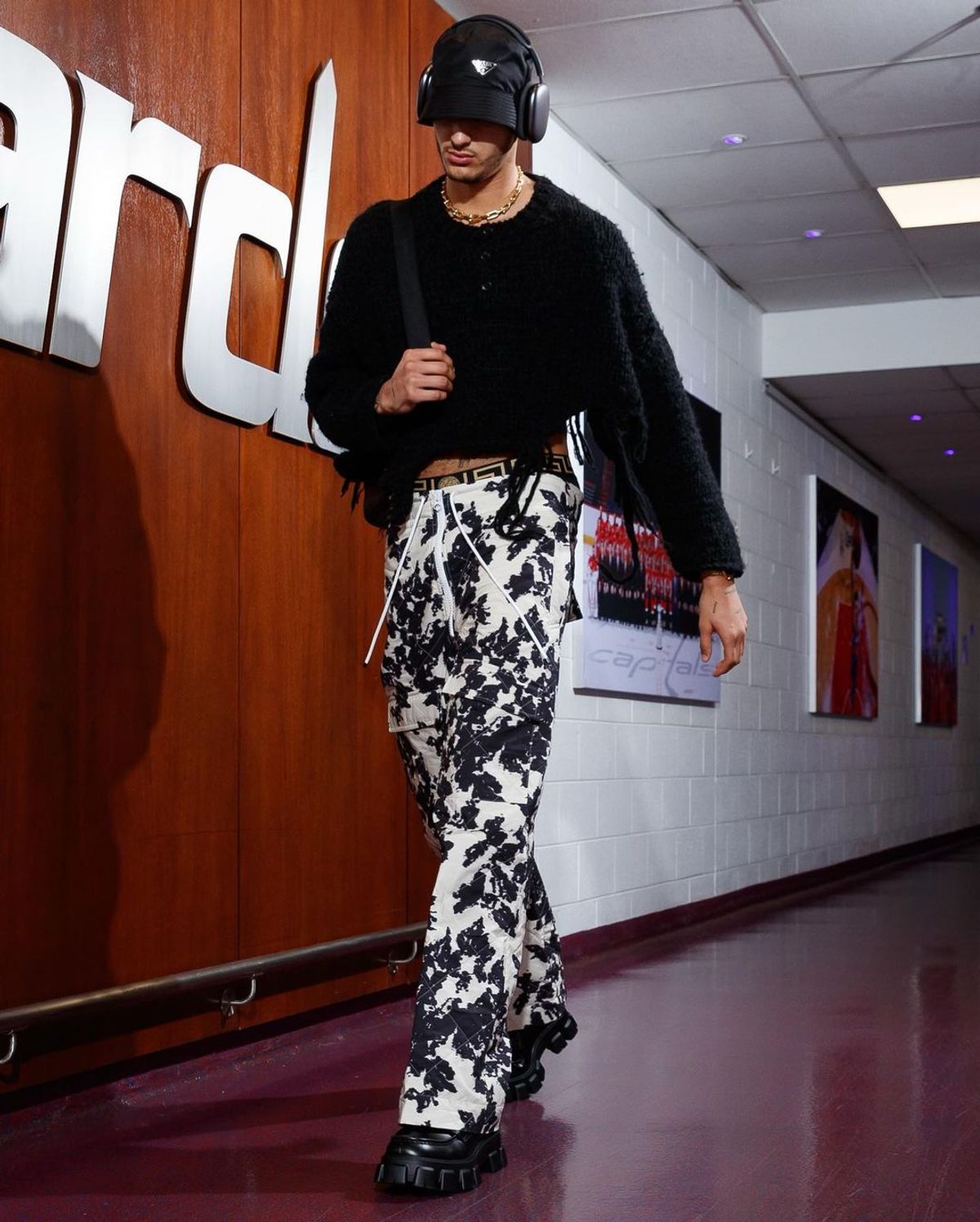 Kyle Kuzma Outfit from January 13, 2023 | WHAT’S ON THE STAR?