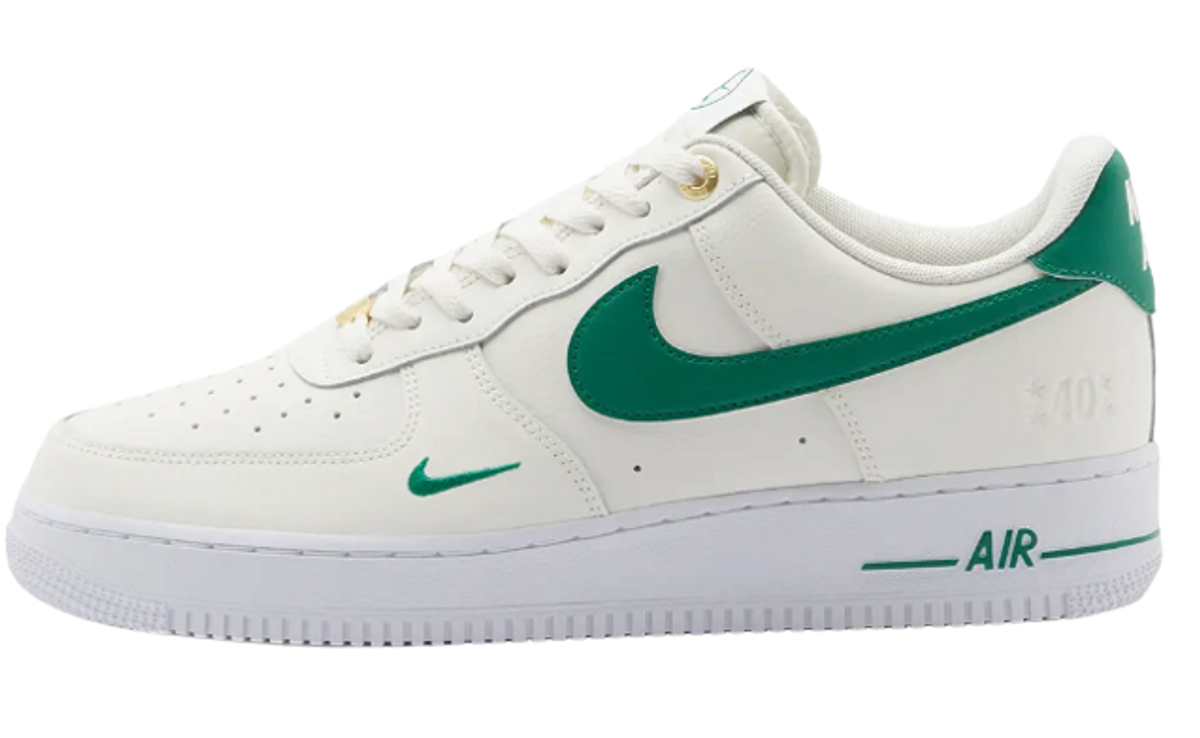 Nike Air Force 1 07 Sail Malachite White Sneakers