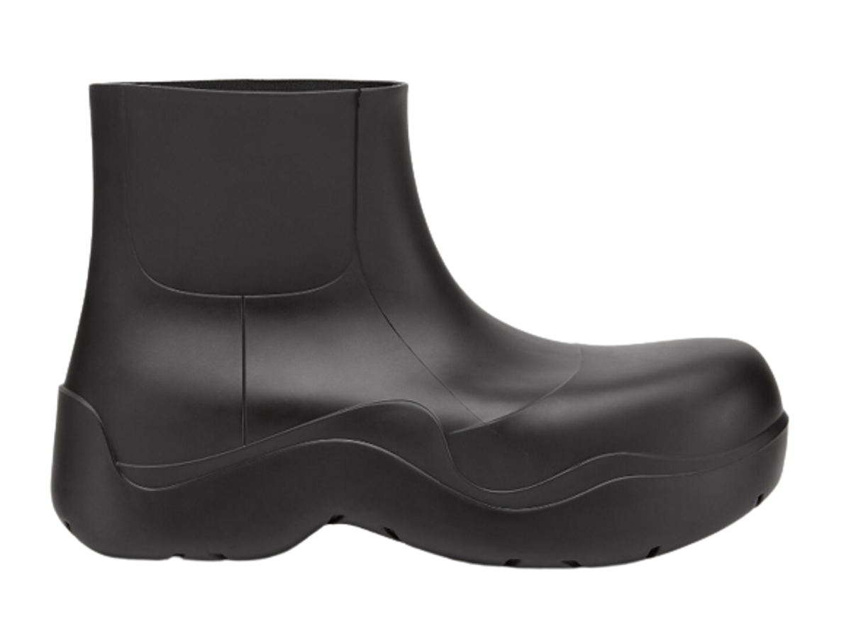 Bottega Veneta Puddle Black Ankle Boots