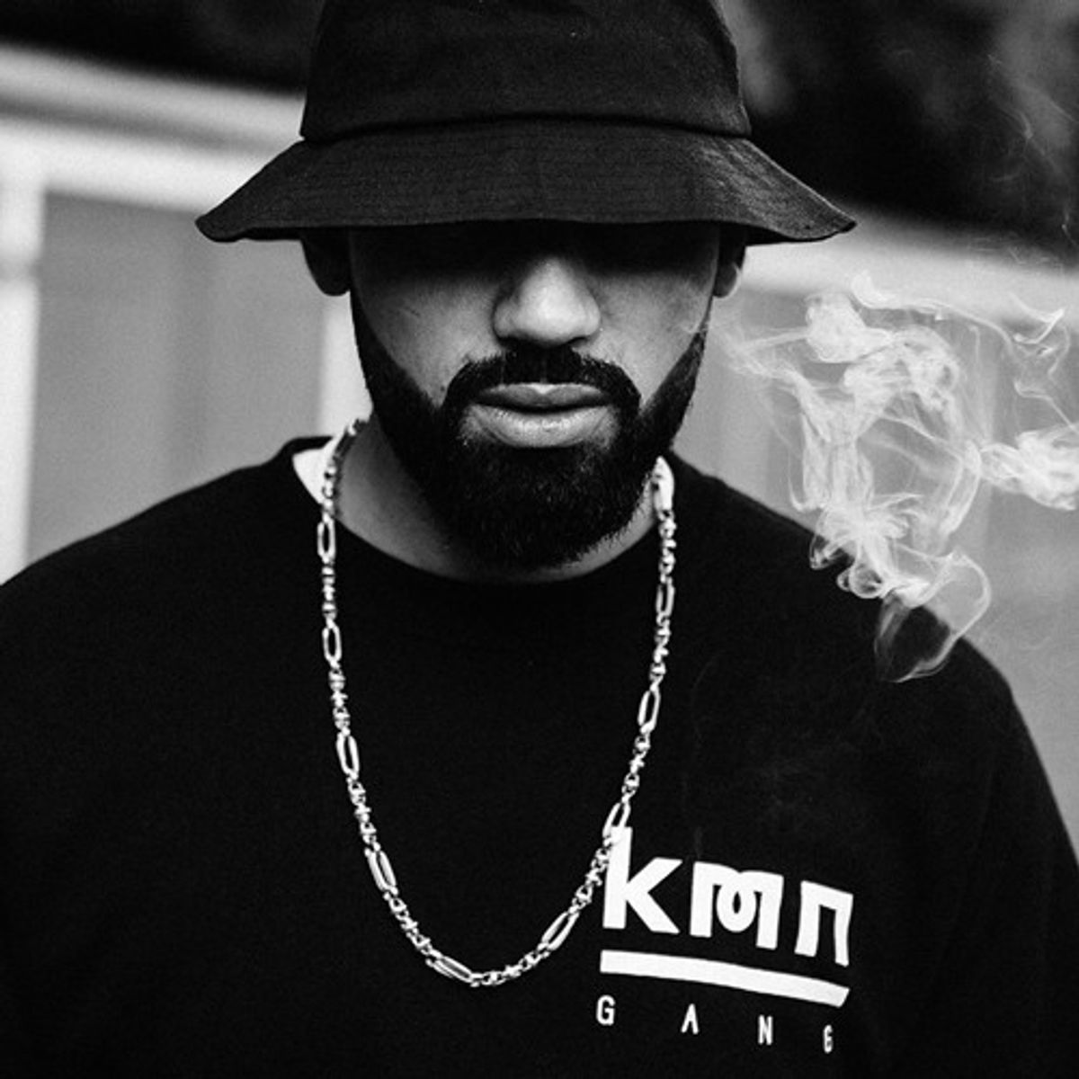 Zuna Outfits, Clothes, Style and Fashion WHAT’S ON THE STAR?