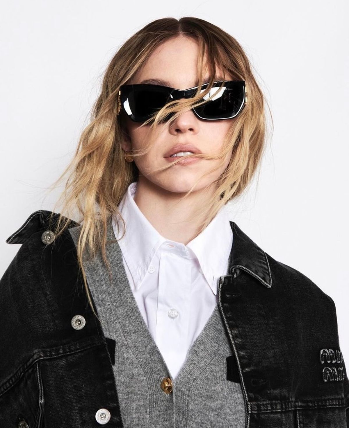 Sydney Sweeney Outfit from December 14, 2022 | WHAT’S ON THE STAR?