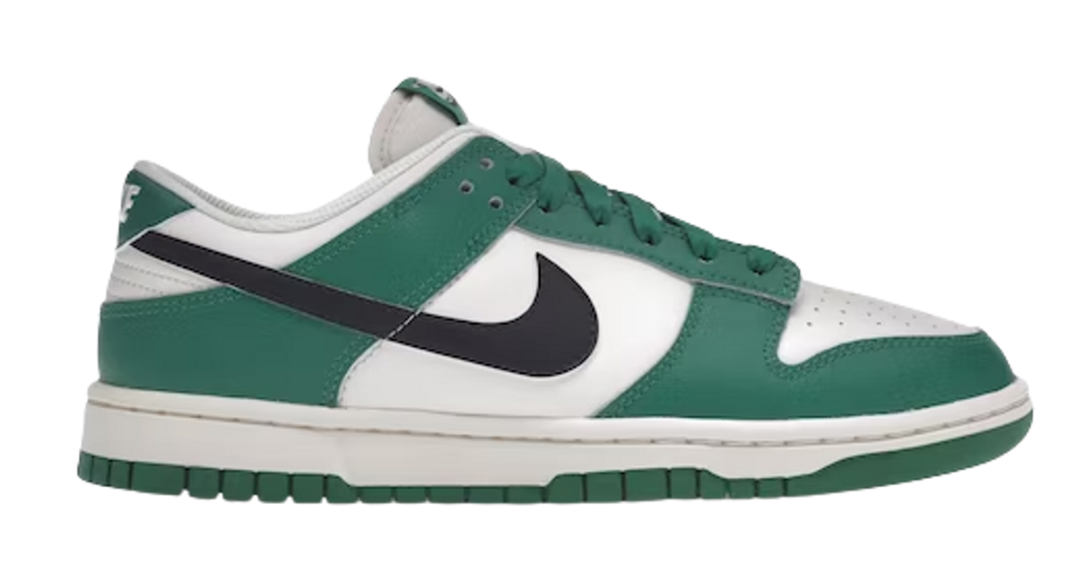 Nike Dunk Low SE Lottery Pack Malachite Green Sneakers