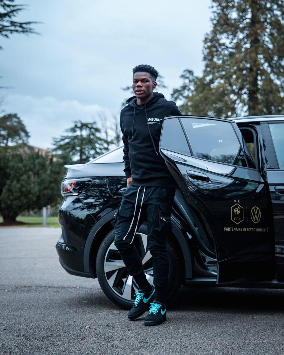 Aurelien Tchouameni Outfit from March 20, 2023 | WHAT’S ON THE STAR?