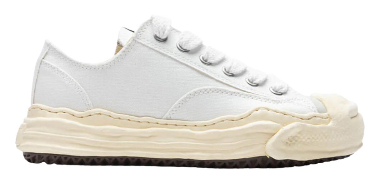 Maison Mihara Yasuhiro Hank Low Vintage White Sneakers