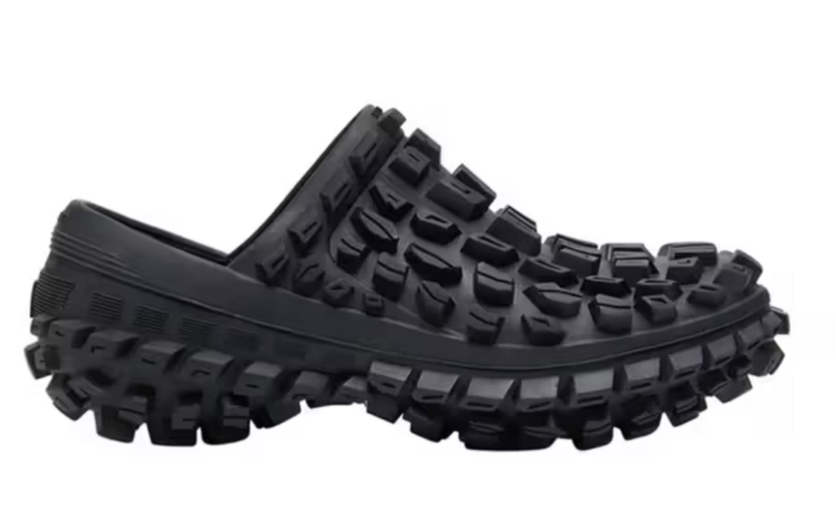 Balenciaga Defender Extreme Tire Tread Clogs In Black