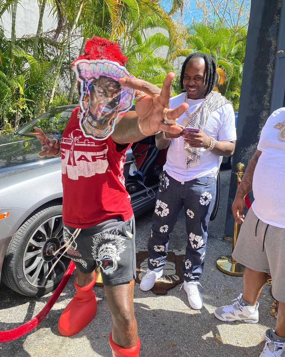 Sauce Walka Outfit from April 7, 2023 WHAT’S ON THE STAR?