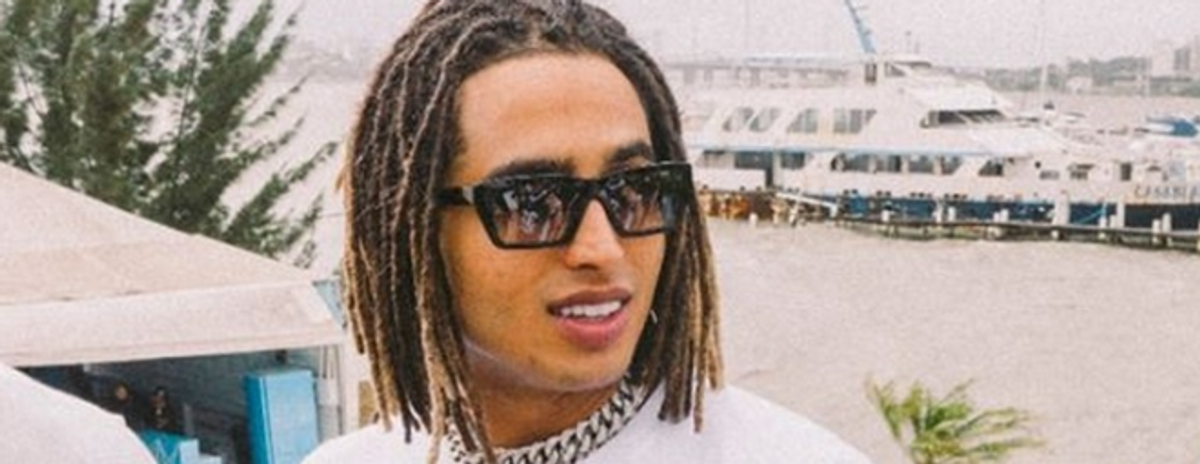 Matue: Outfits, Clothes, Style and Fashion | WHAT’S ON THE STAR?