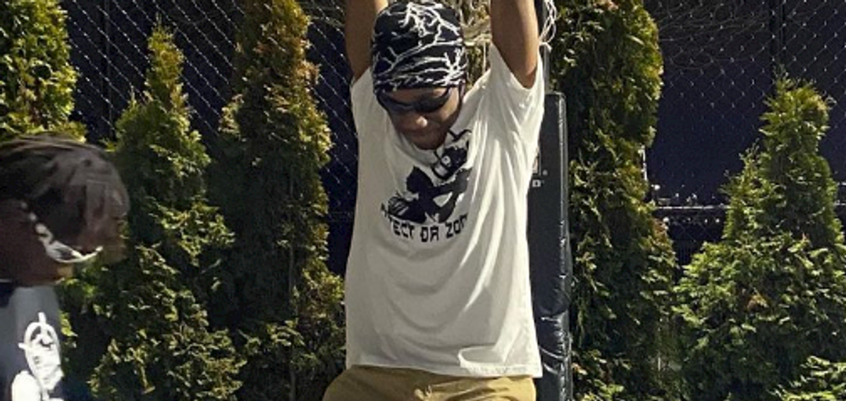 Zone Clothing, Shoes & Accessories WHAT’S ON THE STAR?