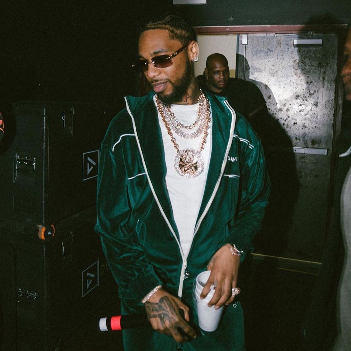 Key Glock Outfit from May 21, 2023 WHAT’S ON THE STAR?