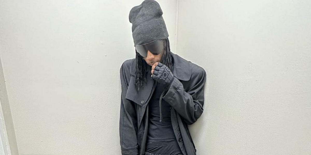 Yori: Clothing, Shoes & Accessories | WHAT’S ON THE STAR?