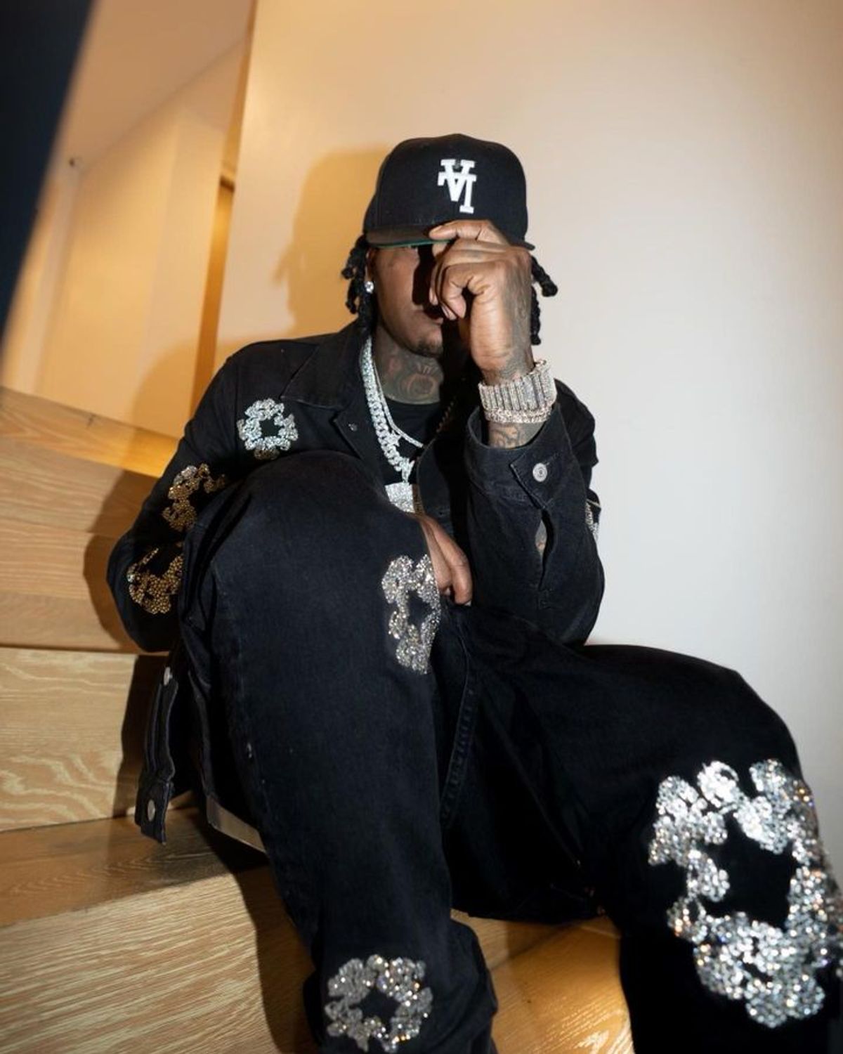 Moneybagg Yo Outfit from July 4, 2023 WHAT’S ON THE STAR?