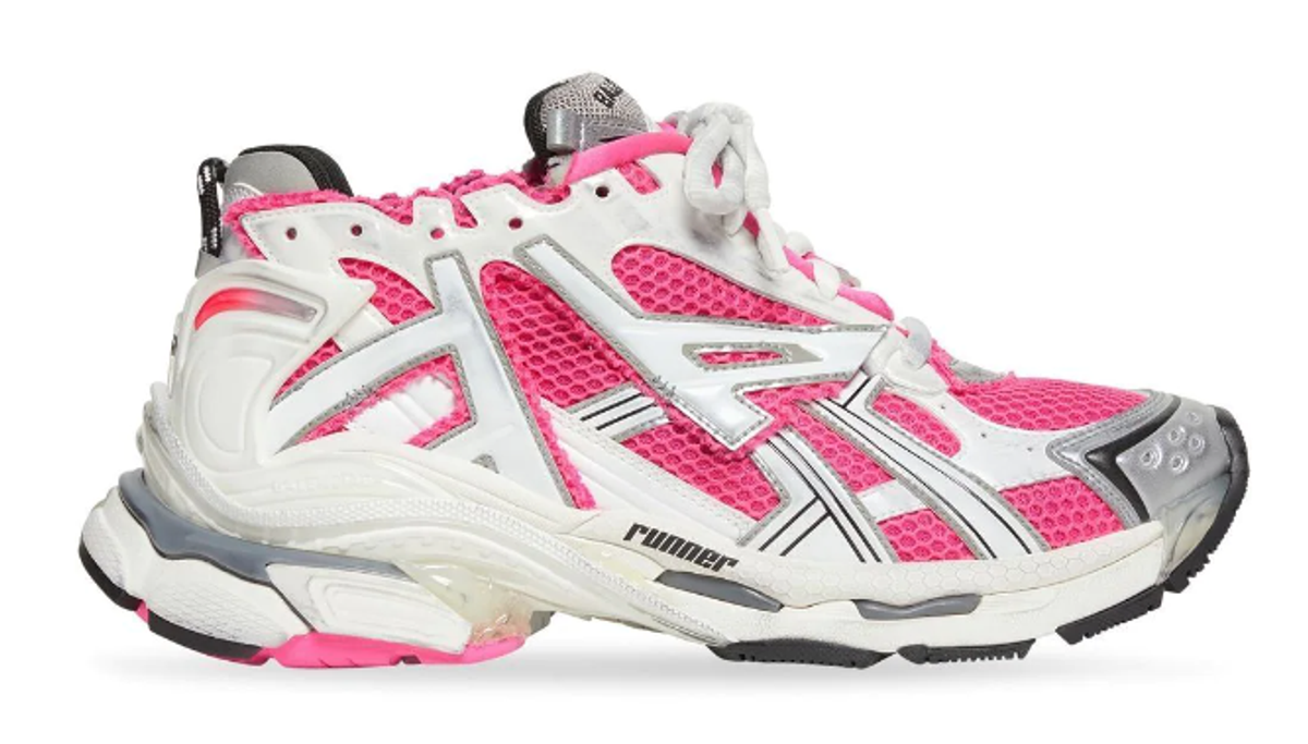 pink balenciaga speed runners