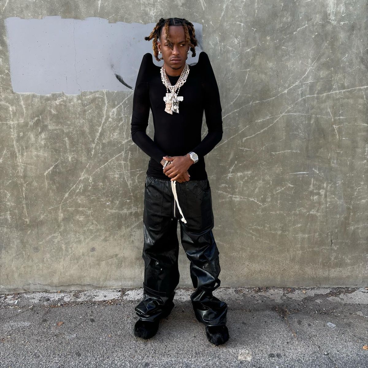 Rich The Kid Outfit from October 26, 2023 WHAT’S ON THE STAR?
