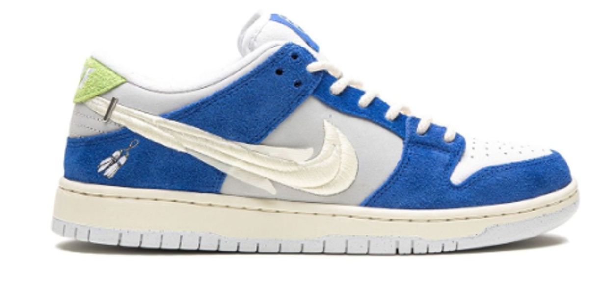 Nike Gardenia Sb Dunk Low Sneakers