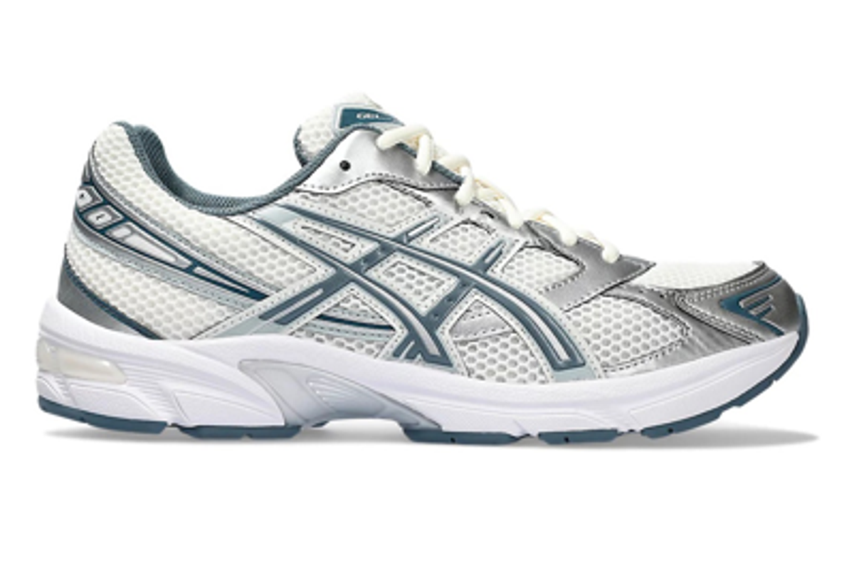 Asics Cream Ironclad Gel-1130 Sneakers