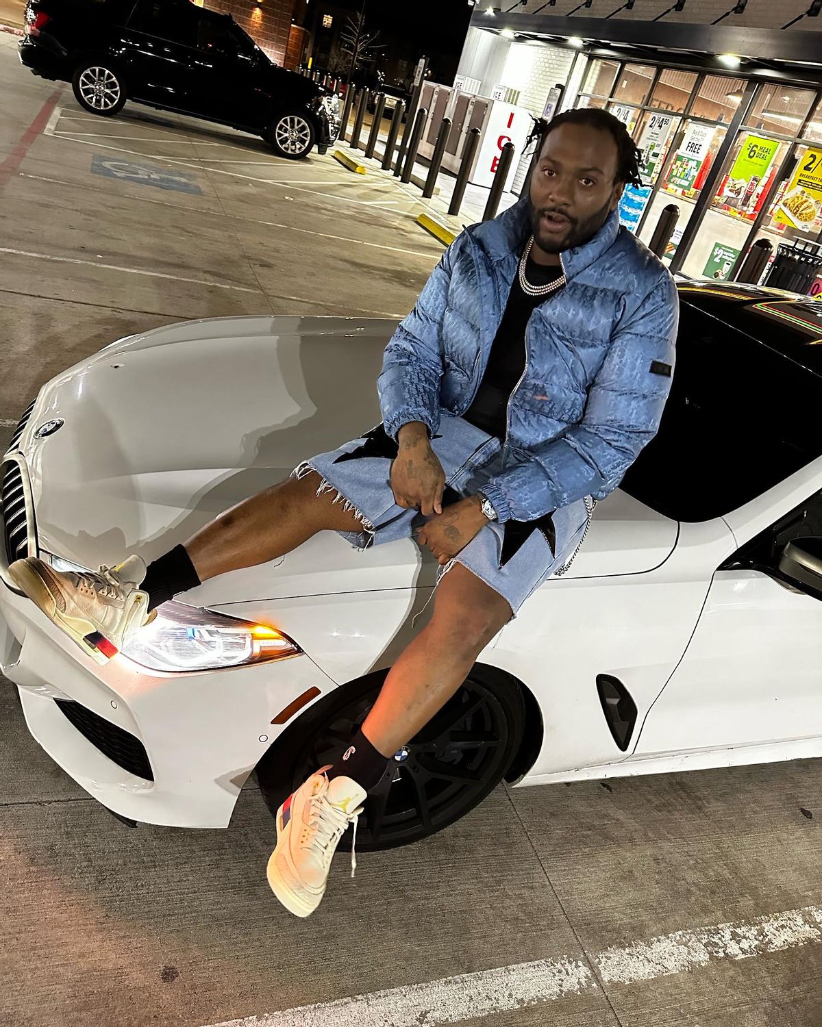 Peezy Outfit from January 30, 2024 | WHAT’S ON THE STAR?